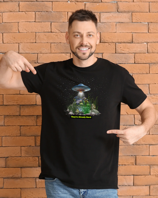 Frog and Aliens Tee - Unisex Heavy Cotton T-Shirt